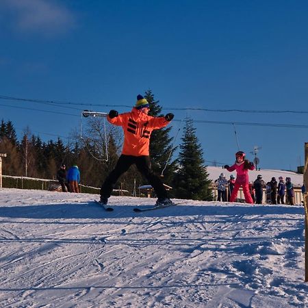 Penzion Vyhlidka Janovicky Броумов Екстер'єр фото